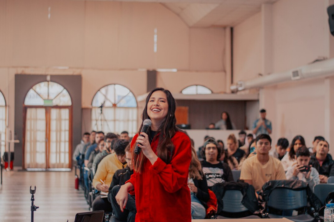 confident speaker presenting